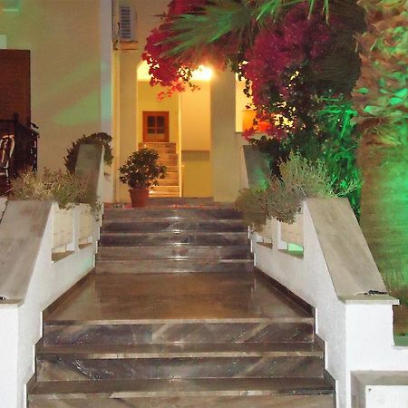 Sweetmemory Hotel Agia Marina  Екстериор снимка